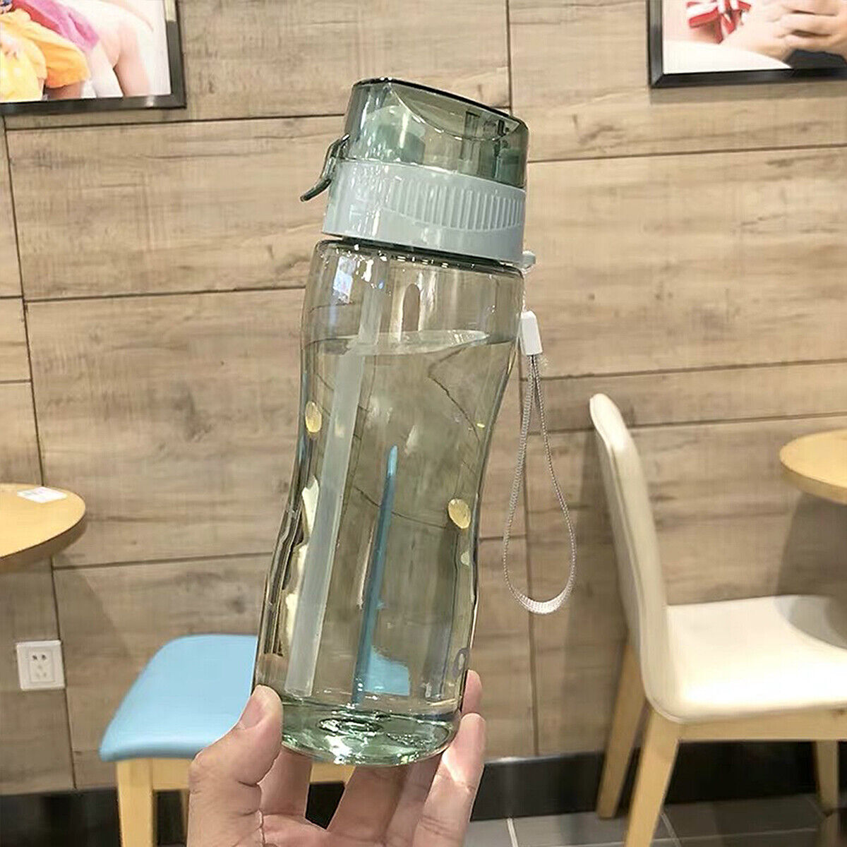BPA-free Portable Sports Water Bottle with Straw