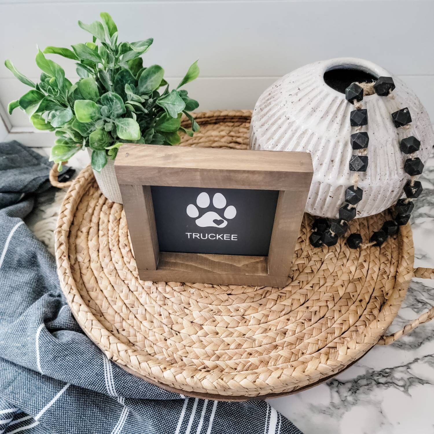 Personalized Pet Name Sign | Pet Gift | Dog Paw Print Sign | Cat Paw Print |Pet Signs | Personalized Paw Print Decor | Pet Remembrance