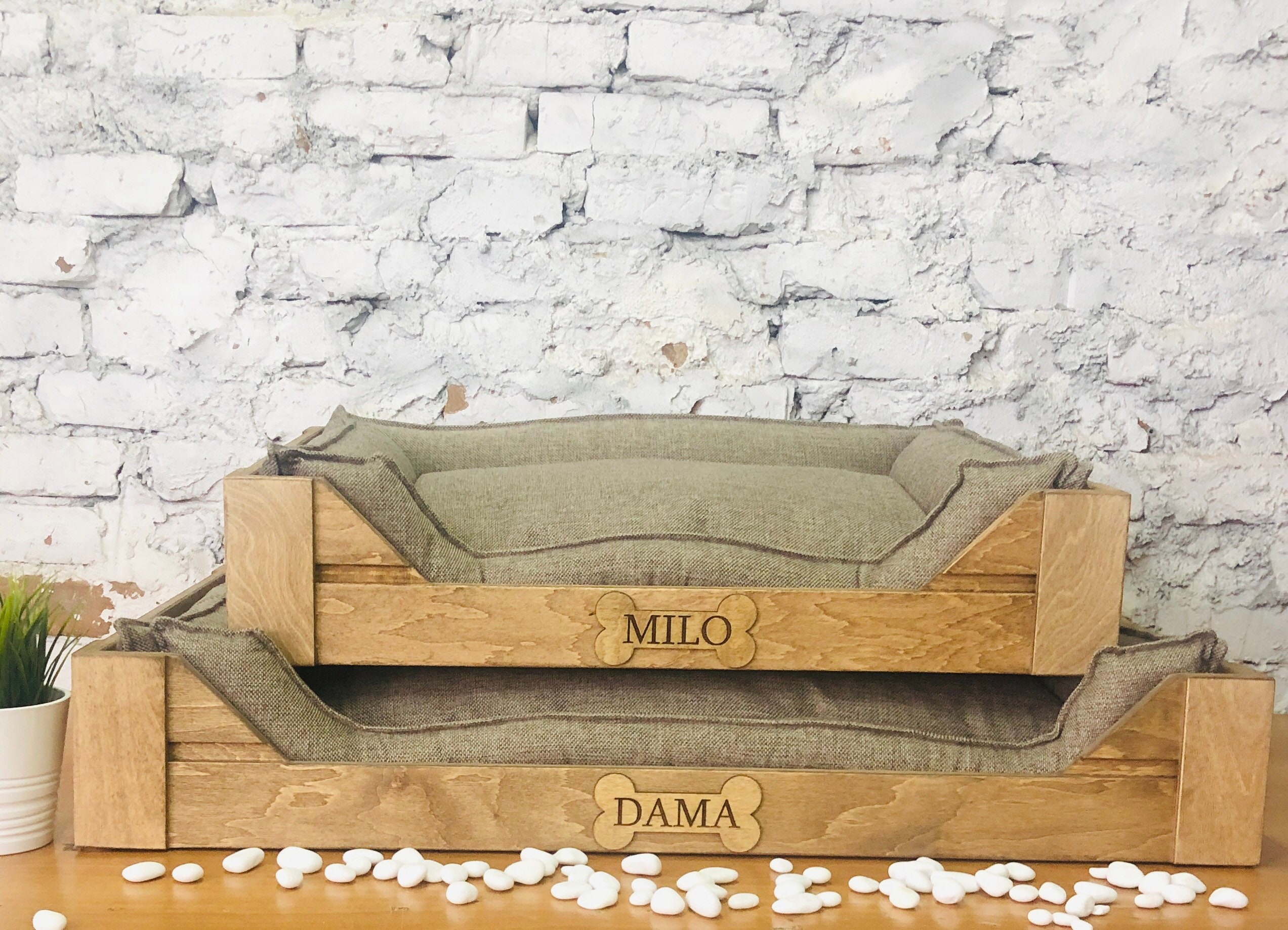 Wood wicker bed for dogs, cats; sofa, furniture