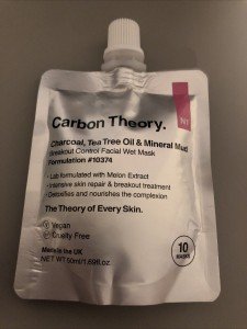 Charcoal & Tea Tree Oil Breakout Control Mud Mask