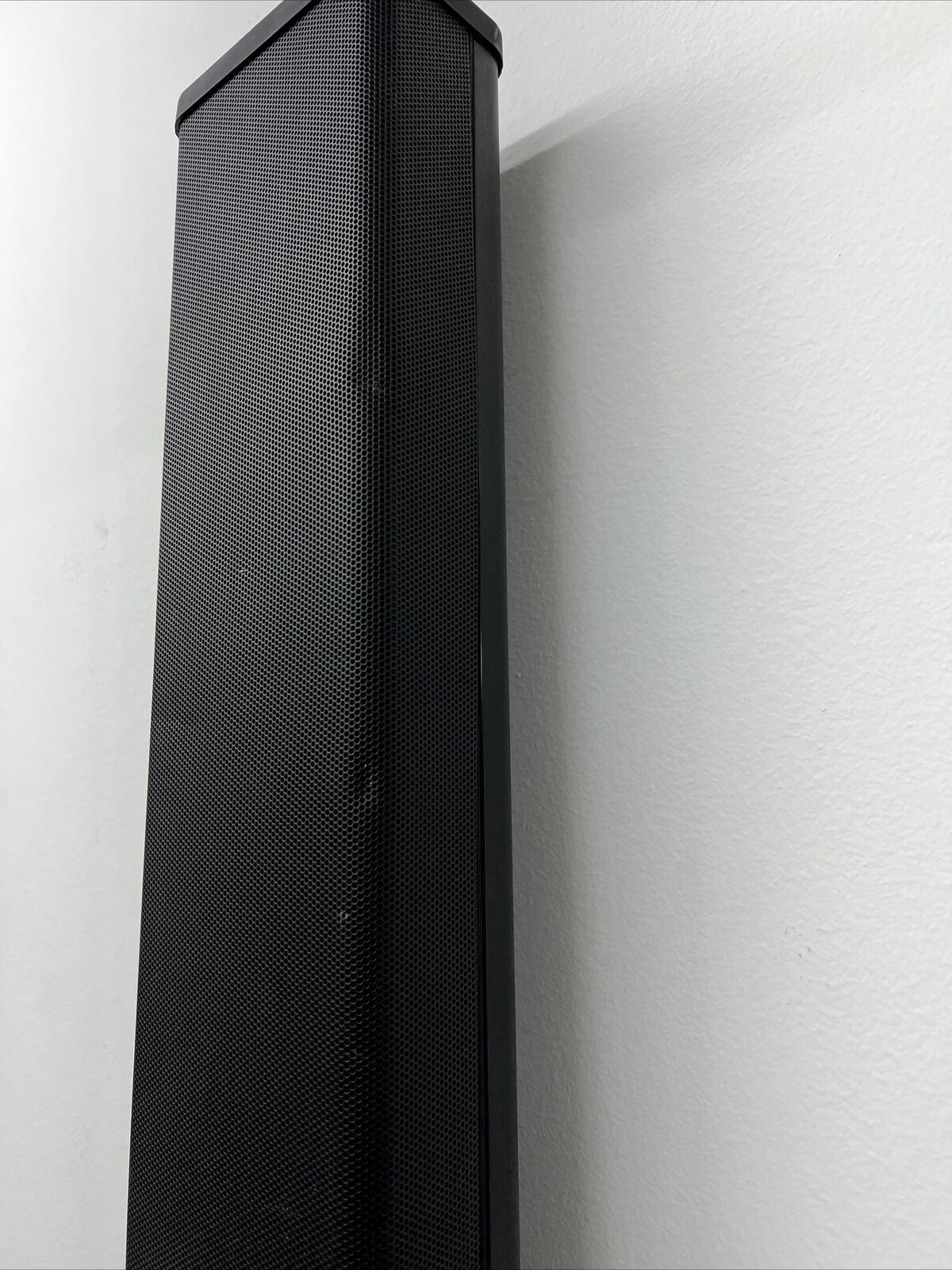 Zvox SB500 Surround Sound Soundbar System