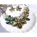 AmyJane Green Petal Floral Bib Necklace Set