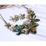 AmyJane Green Petal Floral Bib Necklace Set