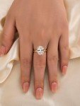Stunning 5CT Oval Engagement Ring in Gold