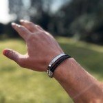 Men's Minimalist Titanium Cuff Bracelet - Waterproof