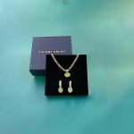 Simple Natural Green Stone Gold Jewelry Set