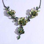 Vintage Spring Green Flower Leaf Jewelry Set