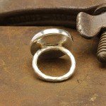 Honey Bee Signet Ring in 925 Silver & Gold