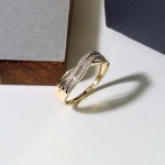 10k Yellow Gold Diamond Fashion Ring