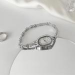 Women's Vintage Gold Oval Bracelet Watch