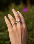 Moissanite Oval Engagement Ring for Her 2CT