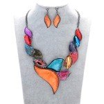 Vintage-Inspired Floral Crystal Necklace and Earring Set