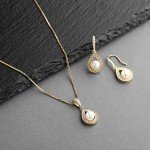 Gold Pearl Necklace and Earrings Jewelry Set
