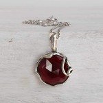 925 Sterling Silver Red Garnet Pendant Necklace