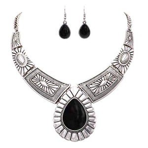 Chic Western Howlite Stone Necklace & Earrings Set