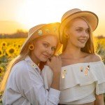 100 Pcs Cute Sunflower & Bee Enamel Pins