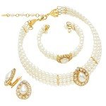 Teardrop Pearl Bridal Jewelry Set with Cuff
