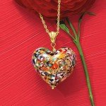 Murano Glass Heart Pendant Necklace in Gold