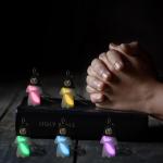 50 Mini Glow in the Dark Jesus Keychains