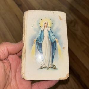 Small Vintage White Bible Prayer Book