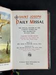 Daily Missal 1961 Catholic Book by Rev. Hoever