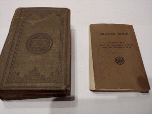 Jewish Prayer Books from World Wars I and II