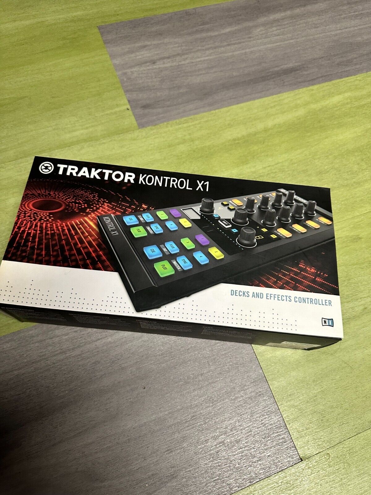 Traktor Kontrol X1 DJ Controller by Native Instruments