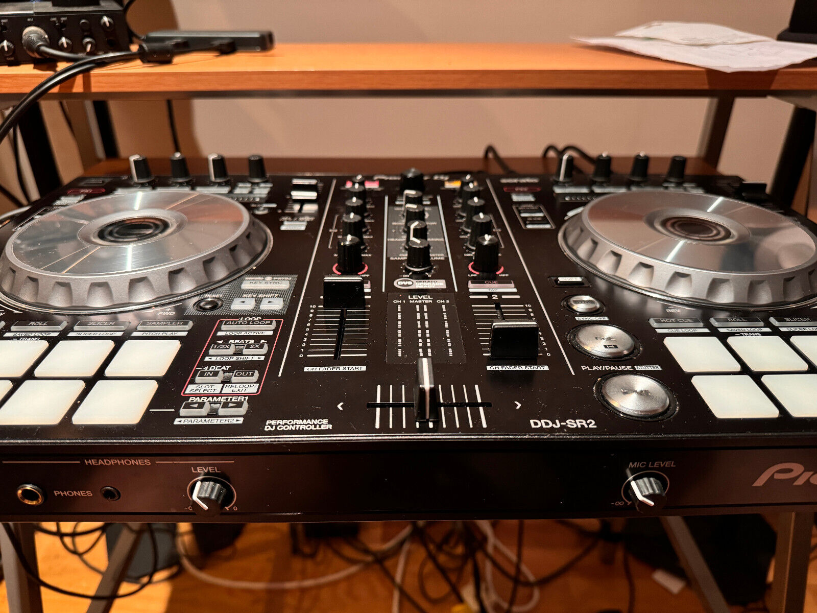 Professional Pioneer DJM-S3 Mixer for DJs