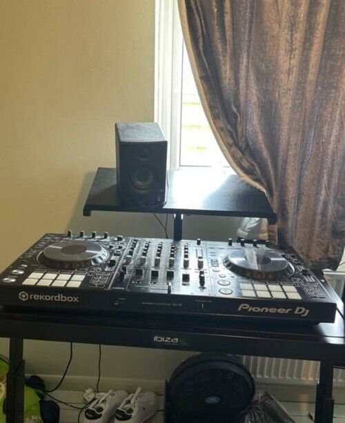Pioneer DDJ-RZ 4-Channel DJ Controller for Rekordbox