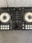 Pioneer DDJ SR2 Controller and Carry Case Combo