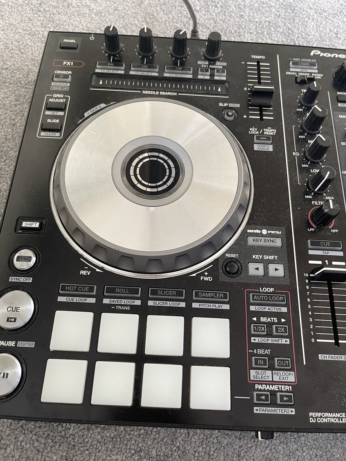 Pioneer DDJ SR2 Controller and Carry Case Combo