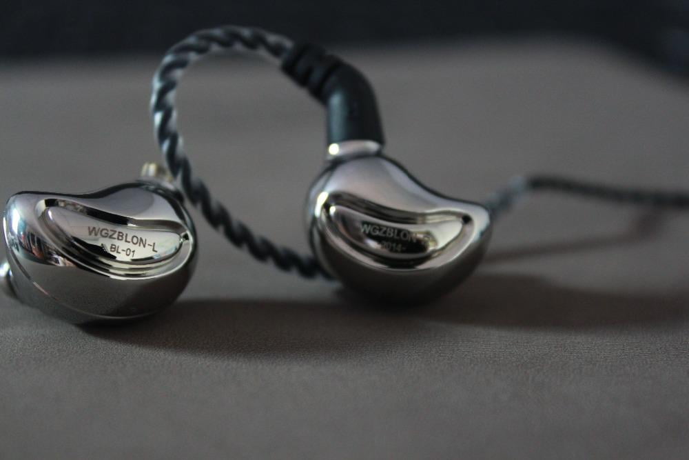 Blon In-Ear DJ Sport Earbuds