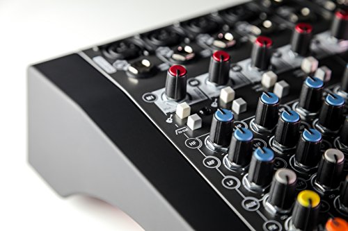 Compact hybrid audio mixer with 61 FX