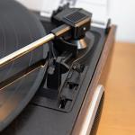 Fenton Bluetooth Turntable with Built-in Speakers