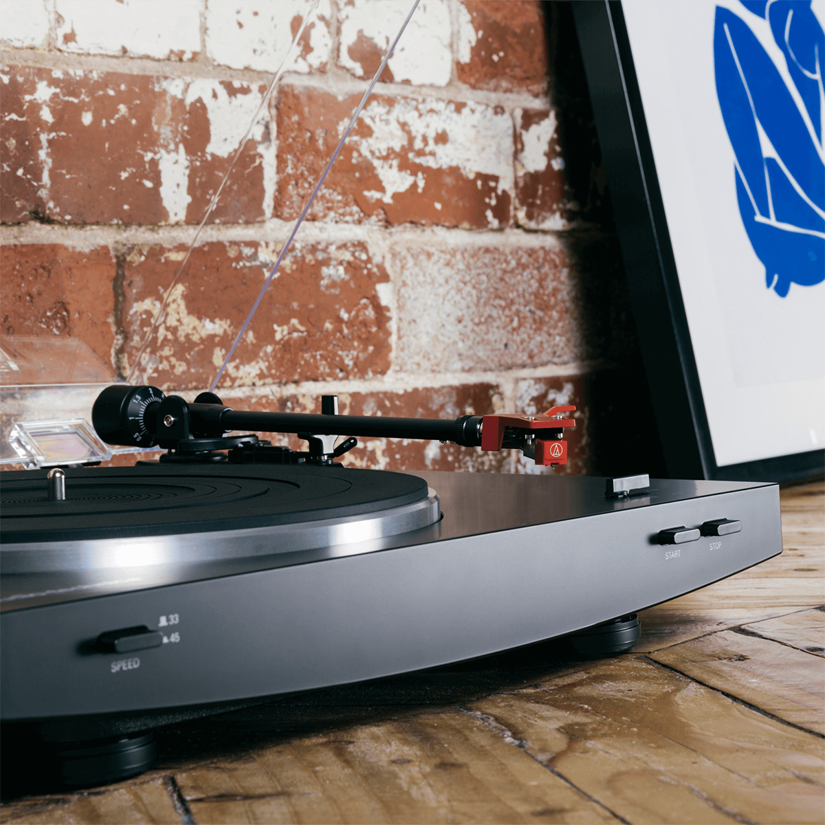 Audio-Technica belt drive stereo turntable, black