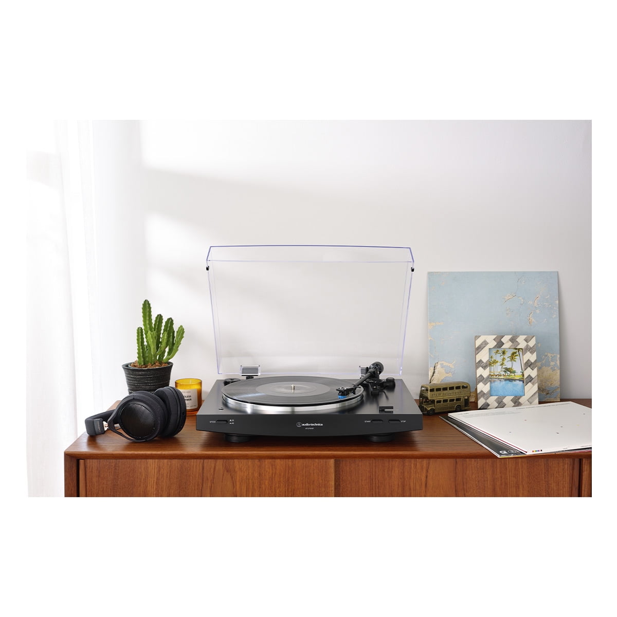 Bluetooth AT-LP3xBT Wireless Turntable (Black)