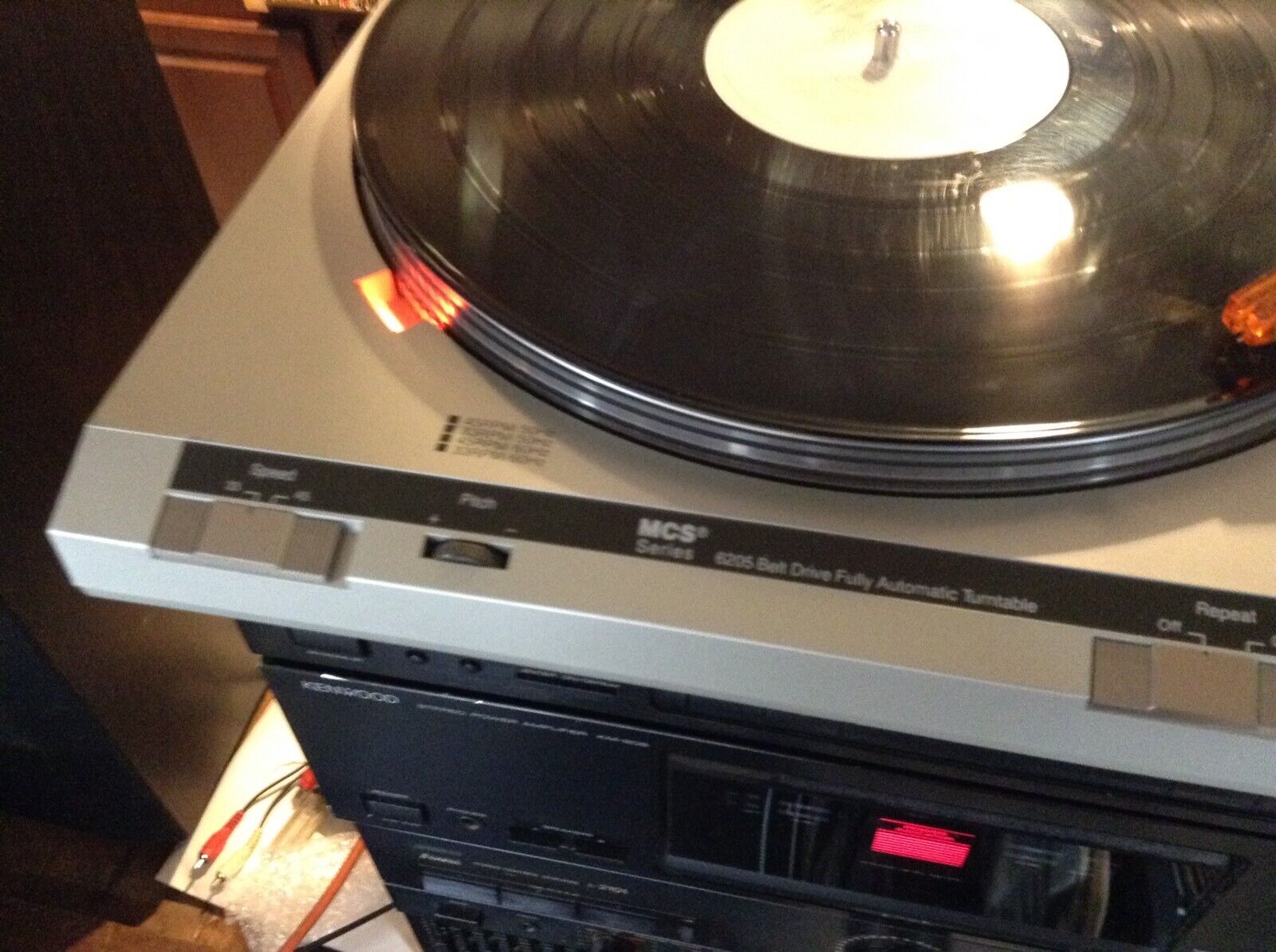 MCS 6205 Fully Automatic Belt Drive Turntable