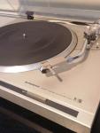 Pioneer PL-200 Turntable - Vintage Japan