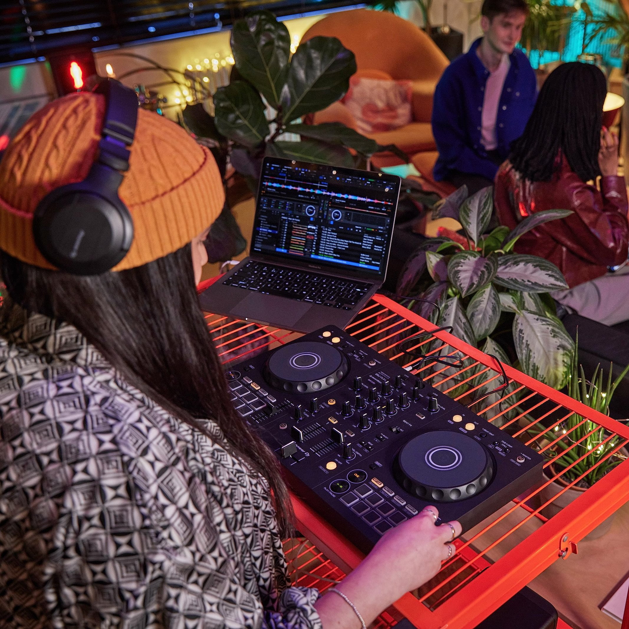 Pioneer DDJFLX4 DJ Controller - Graphite