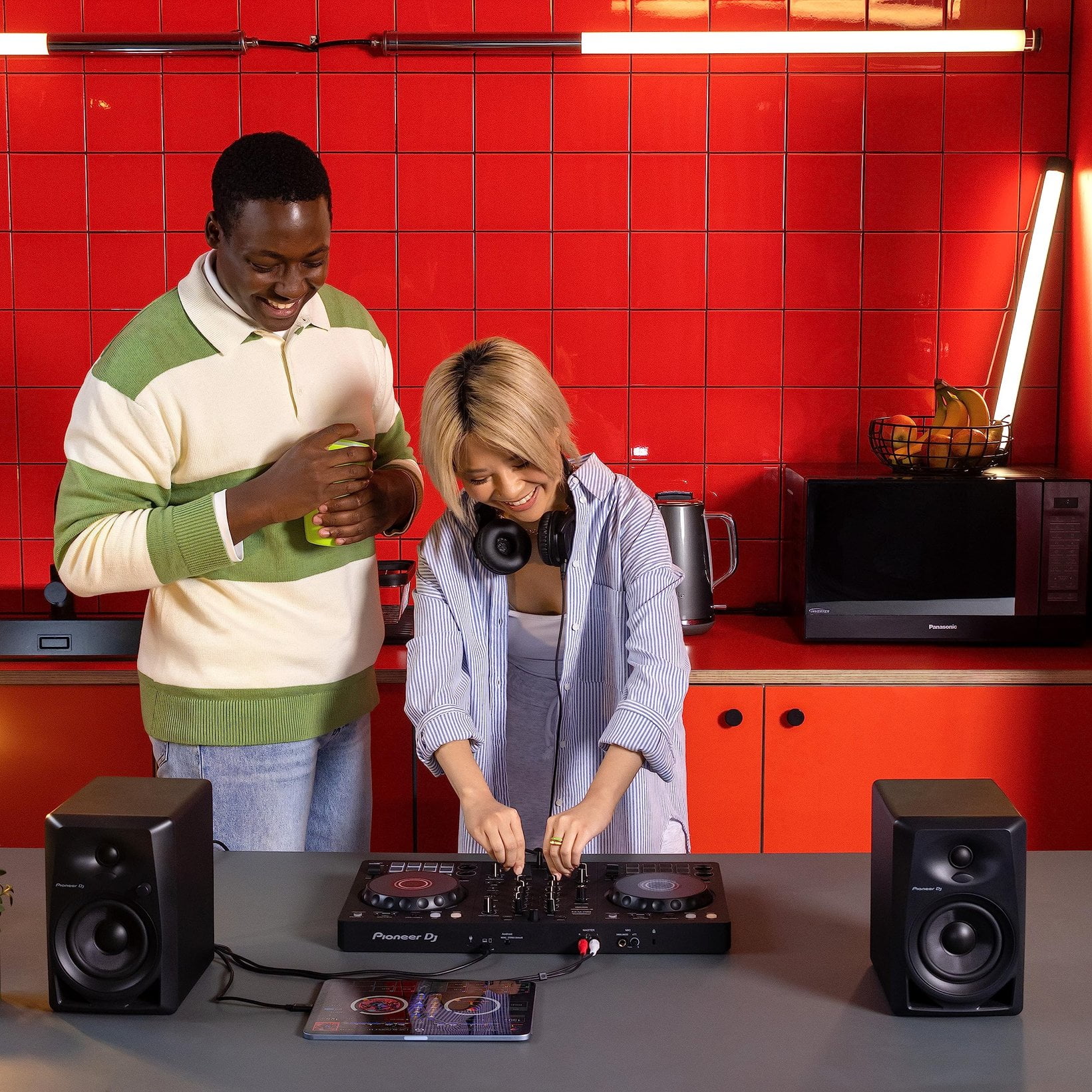 Pioneer DDJFLX4 DJ Controller - Graphite