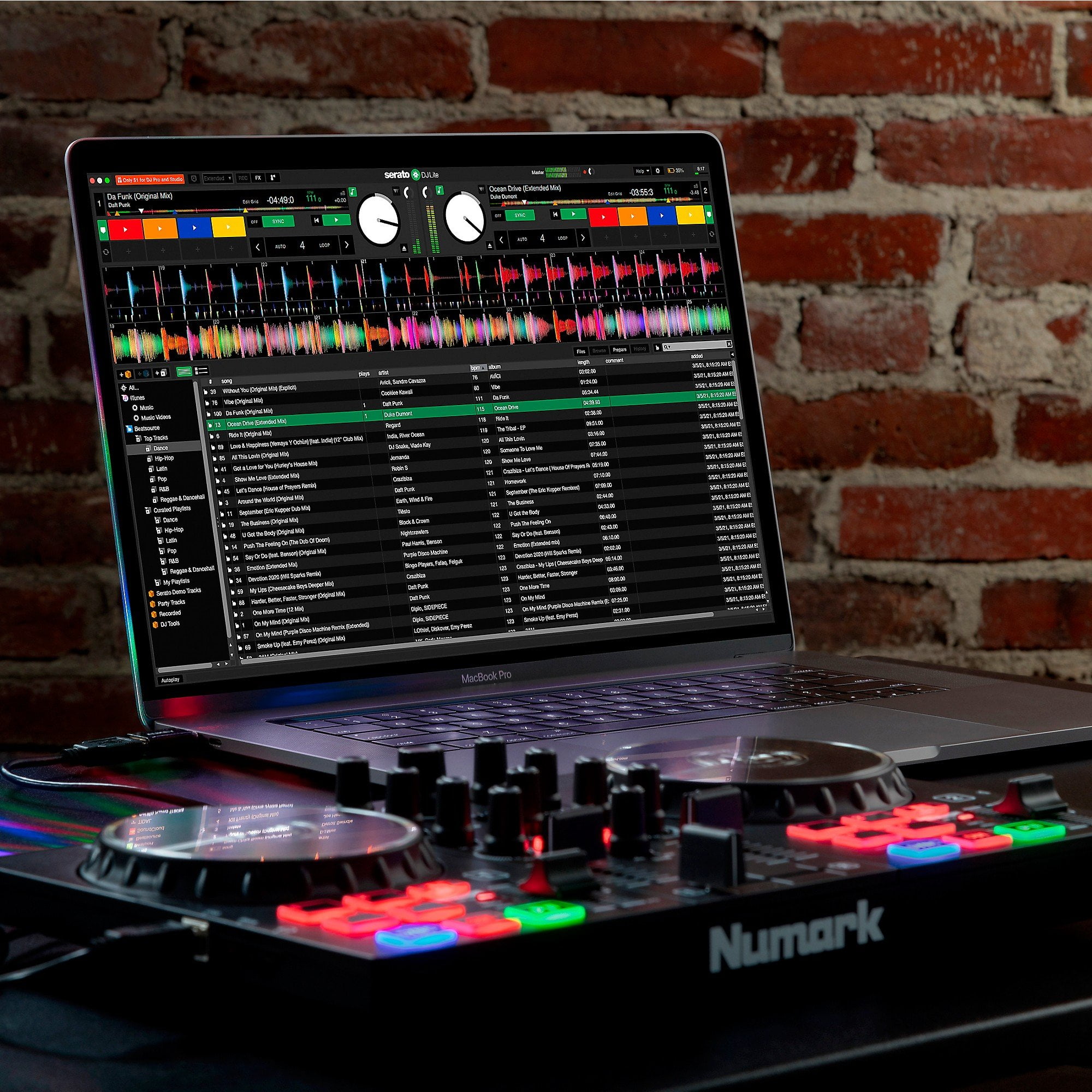 Numark Party Mix II - DJ Controller with Lights