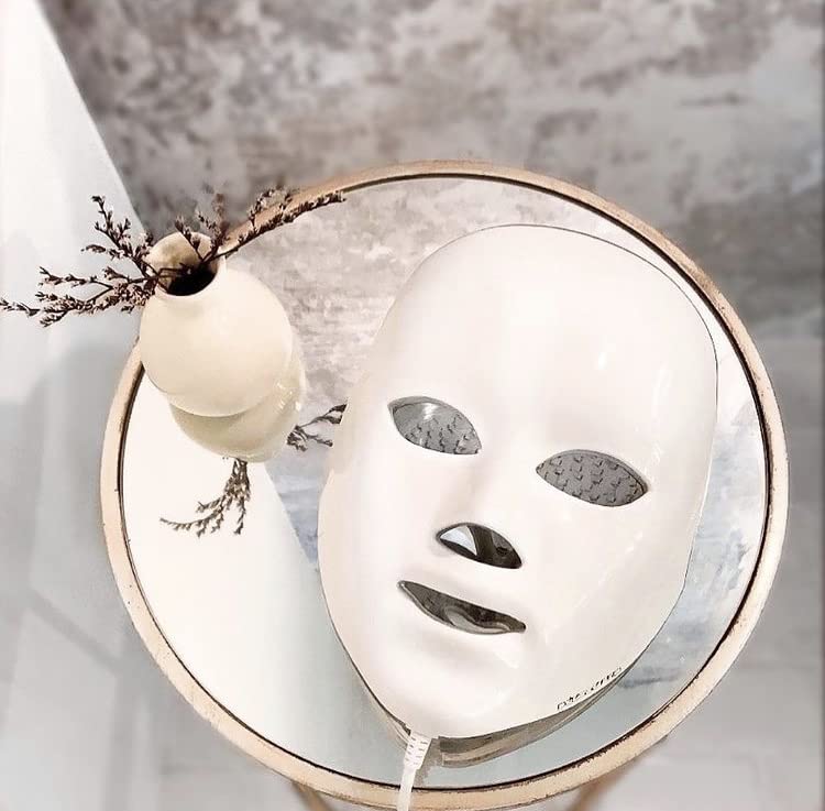 Déesse PRO LED Face Mask for Youthful Skin