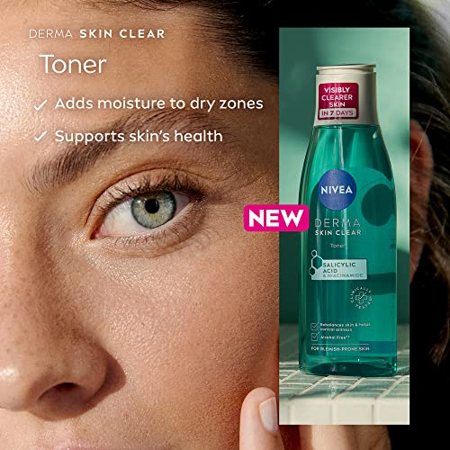 NIVEA Derma Skin Clear Hydrating Toner 200ml