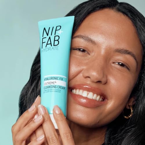 Nip + Fab Extreme Hyaluronic Cleansing Cream 150ml