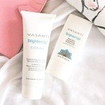 Vasanti Brightening Scrub & Moisturizer Set
