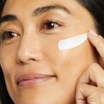 No7 Restore & Renew Face and Neck Serum