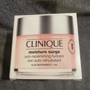 Clinique Ultra Hydration Moisture Surge Gift Set