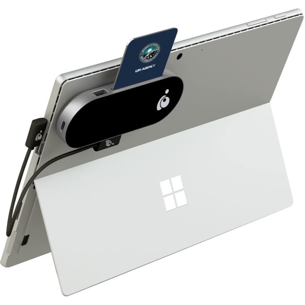 IOGEAR USB-C Card Reader - Sleek Black Design