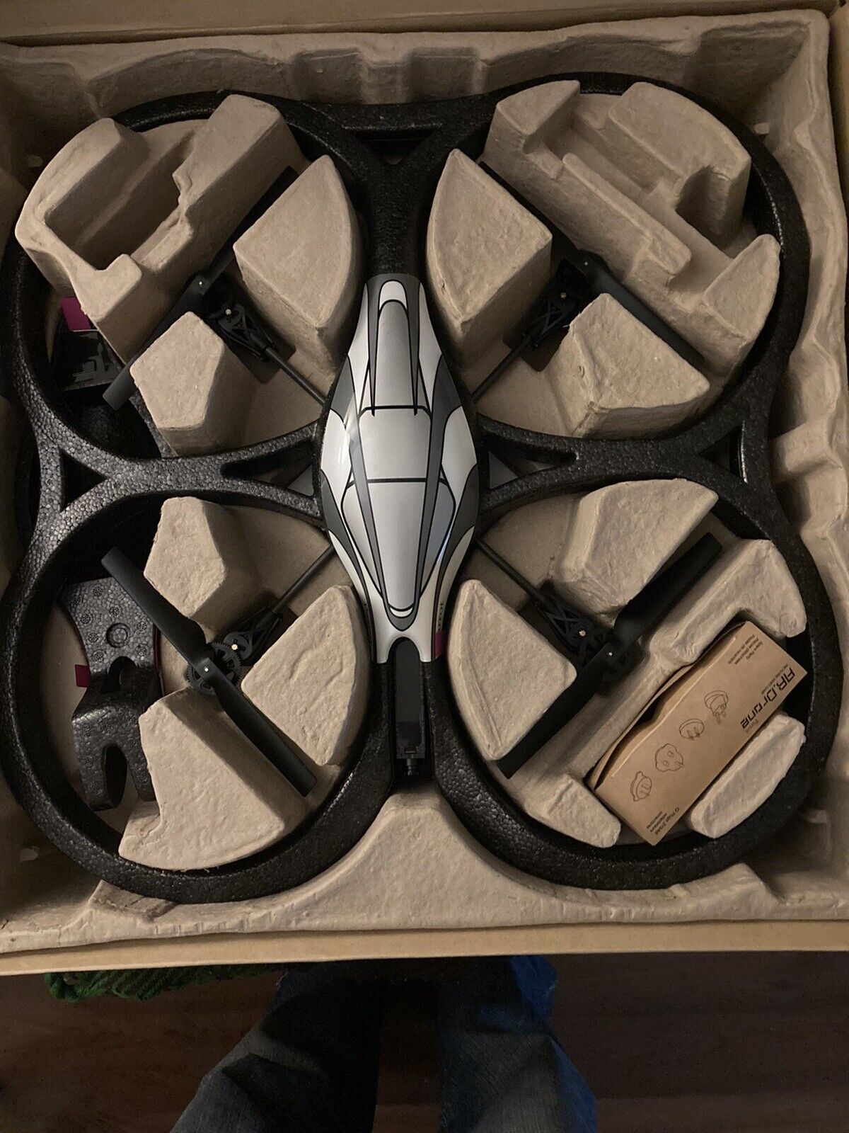 parrot ar drone With 3 Batteries And Charger