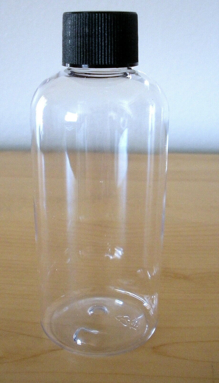 Set of 8 Travel Size PET Lotion/Shampoo Bottles